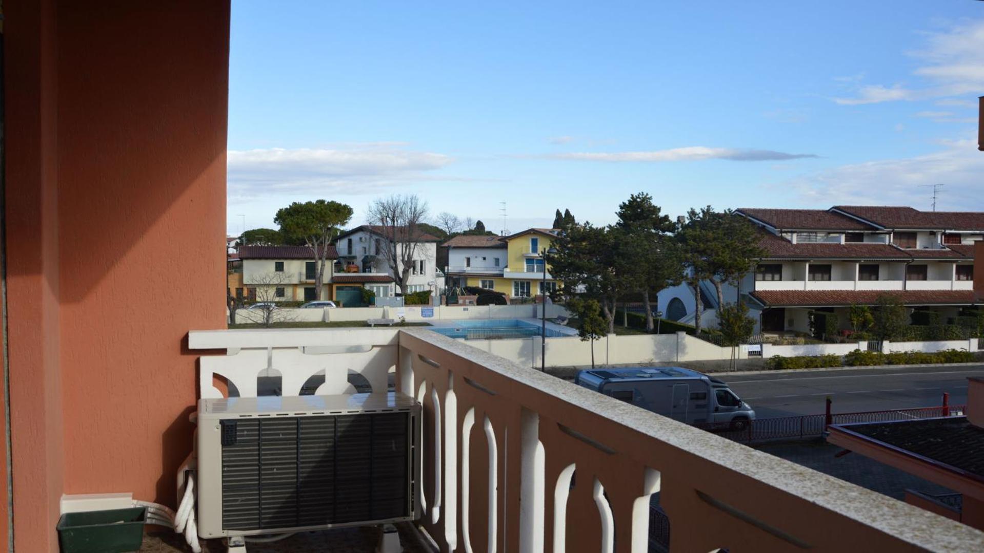 Comfortable 2 Bedroom Apartment - Beahost Rentals Caorle Exterior foto