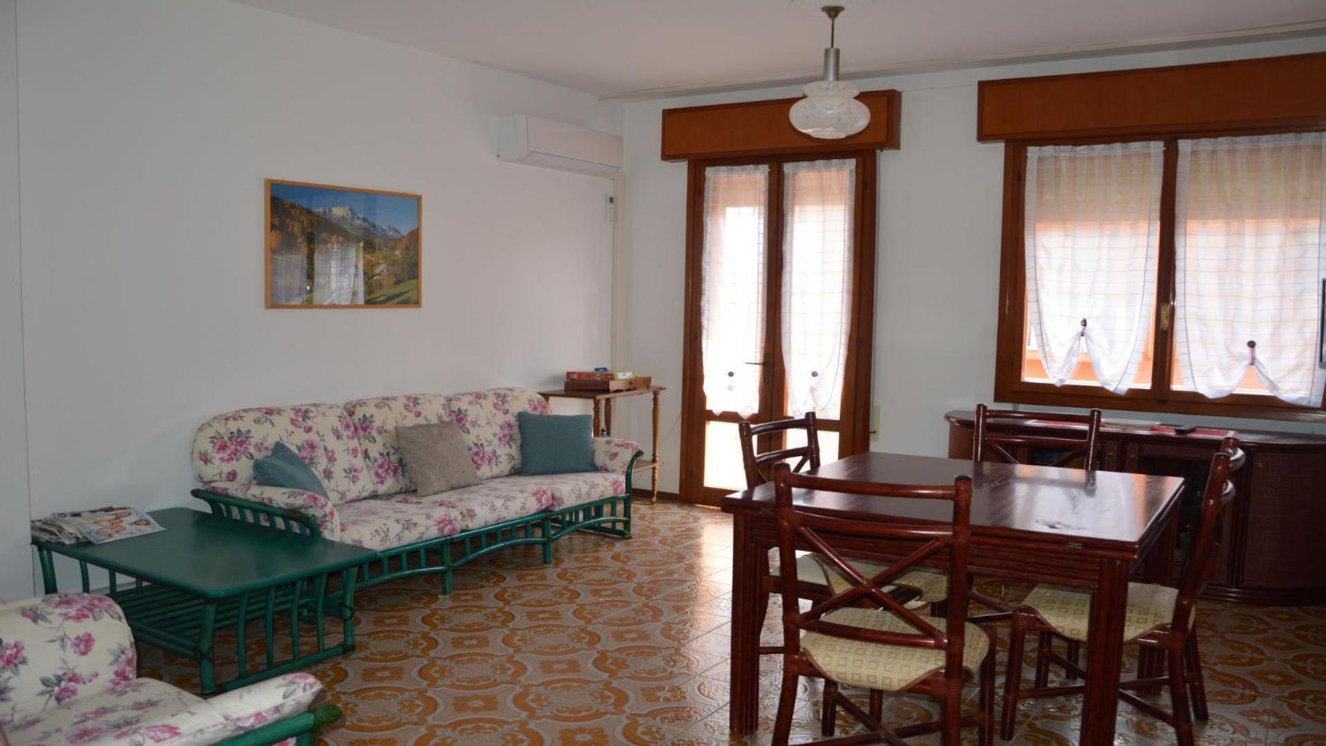 Comfortable 2 Bedroom Apartment - Beahost Rentals Caorle Exterior foto